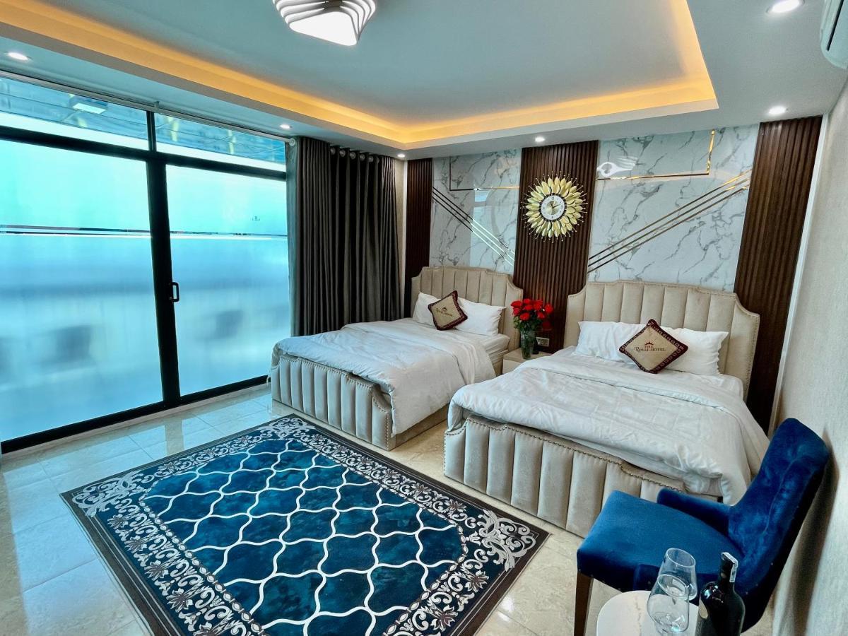 The Royal Hotel Near West Lake Hanoi Buitenkant foto