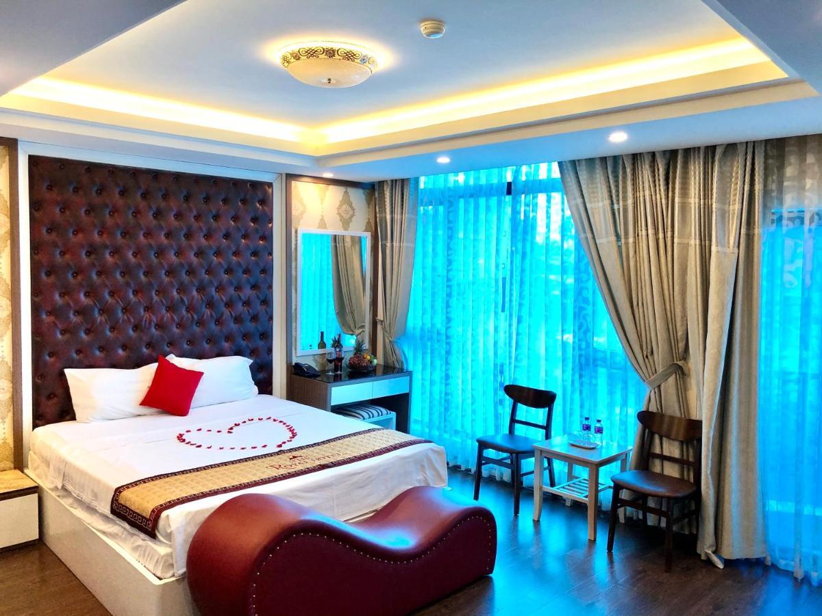 The Royal Hotel Near West Lake Hanoi Buitenkant foto